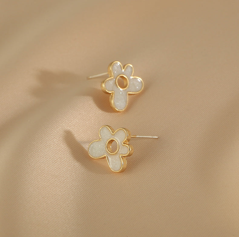 Presentski Flower Simple Style Earrings Fashion Tiny Style