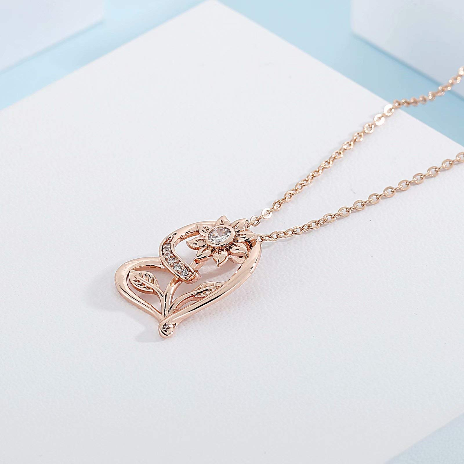 Presentski Rose Gold Sunflower Heart Necklace Trendy Inlaid Sparkling Zircon 45cm/18”Adjustable Love Pendant for Women and Girls as Gift